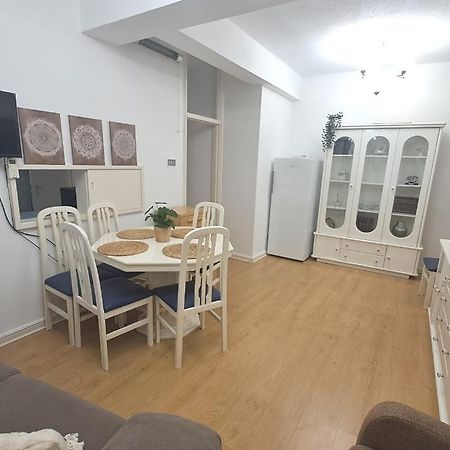 Best Location 2 Bed2 Bath W/Lift In Town! Гибралтар Экстерьер фото